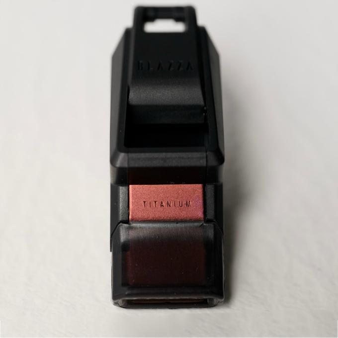 molten（モルテン） ホイッスル ブラッツァレッドエディション RA0040
