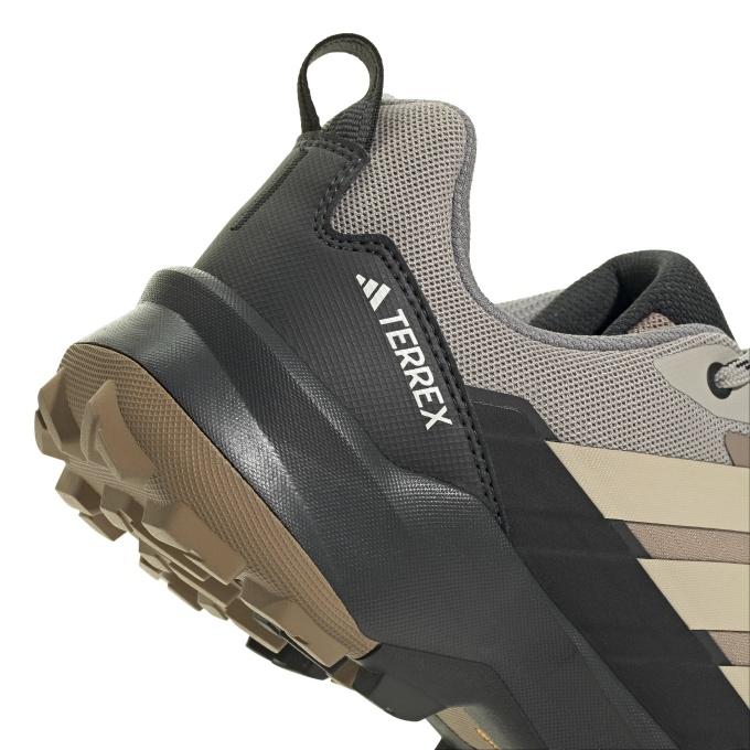 adidas（アディダス） トレッキングシューズ ゴアテックス ローカット