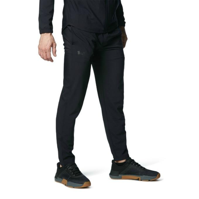 UNDER ARMOUR（アンダーアーマー） ウインドブレーカー 上下セット