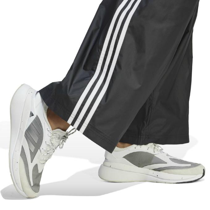 adidas（アディダス） ウインドブレーカー上下セット レディース