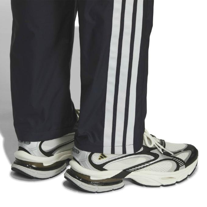 送料無料 新品 adidas マストハブ3ストライプスウィンドジャケット＆パンツ adidas アディダス(adidas) ウインドブレーカー 上下セット