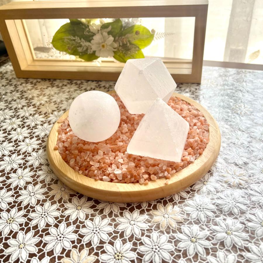 ホワイト岩塩【ピラミット】約4.5〜5cm 天然 ロックソルト