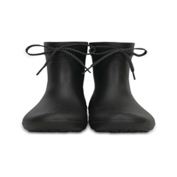 送料無料の商品 crocs クロックス shorty freesail レディース レインブーツ 靴