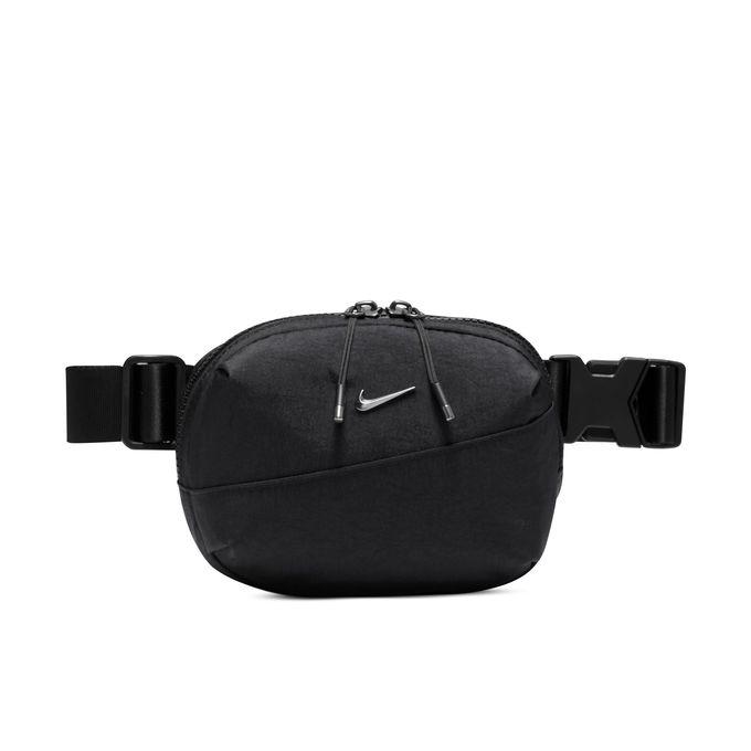 【美品】【完売品】OMMO 黒 ボディバッグ　2wayショルダーバッグ NIKE（ナイキ） ボディバッグ オーラ クロスボディバッグ 2 HM6120-013