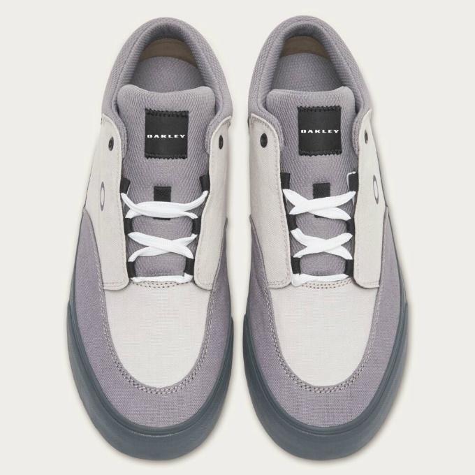 OAKLEY（オークリー） スニーカー メンズ BANKS LOW CANVAS FOF100552
