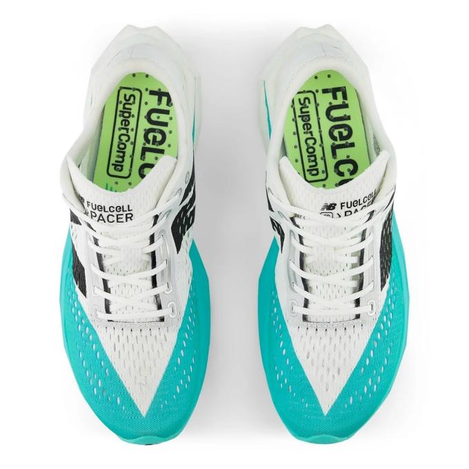 New Balance（ニューバランス） ランニングシューズ FuelCell