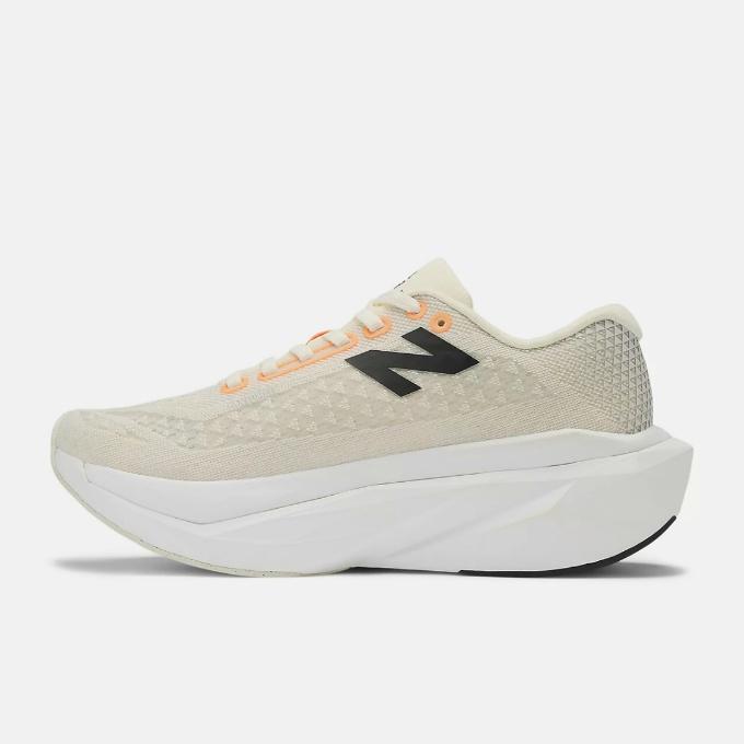 新品ニューバランス ランニングシューズ MRCXCA3 27㎝ ニューバランス ランニングシューズ 27cm 新品ニューバランス