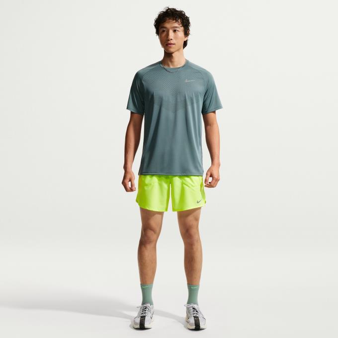 M 新品 ナイキ ランニング Tシャツ 半袖 ストライド ショートパンツ 上下 NIKE（ナイキ） ランニングウェア Tシャツ 半袖 メンズ DFADV
