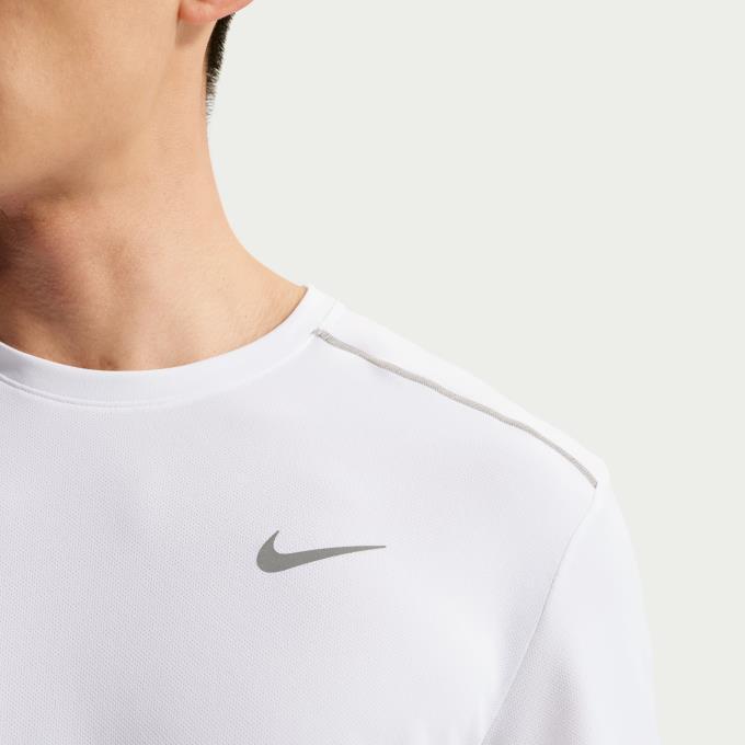 ナイキNIKE ランニングウェア新品 定価17,270円 NIKE（ナイキ） ランニングウェア Tシャツ 半袖 メンズ DF UV マイラー