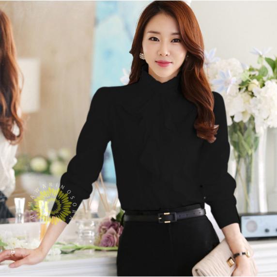 専用！美品　Heve カラースリーブBL ブラウス　バニラ　長袖　サテン　フリル シルキーサテン ボウタイパールブラウス 長袖 レディース(M