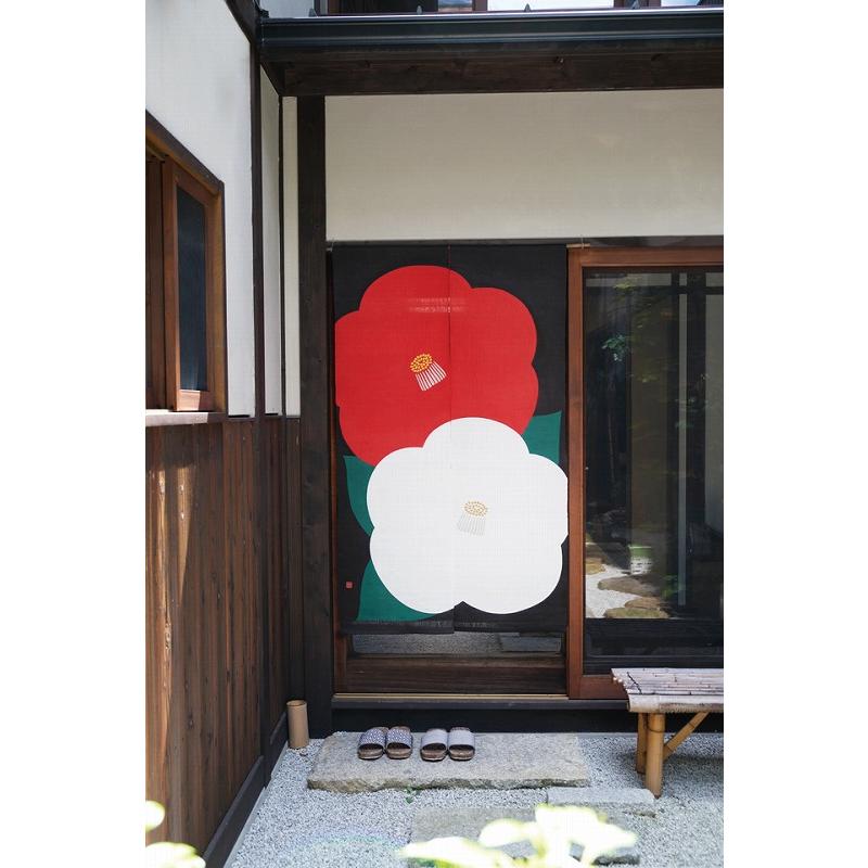 暖簾 のれん 麻100％ ろうけつ染めのれん 日本製 紅白椿 n-300