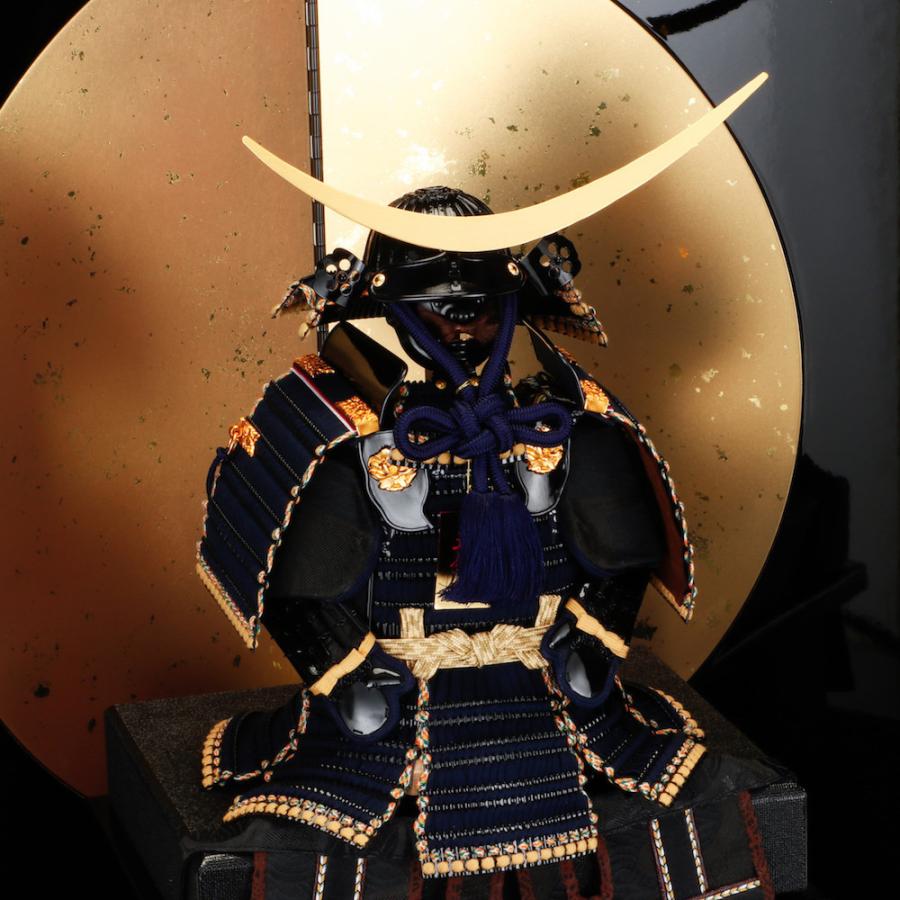 海外品 五月人形 鎧飾り 7号 伊達政宗 鈴甲子雄山作 金丸屏風 【D2955394635】(104500円)