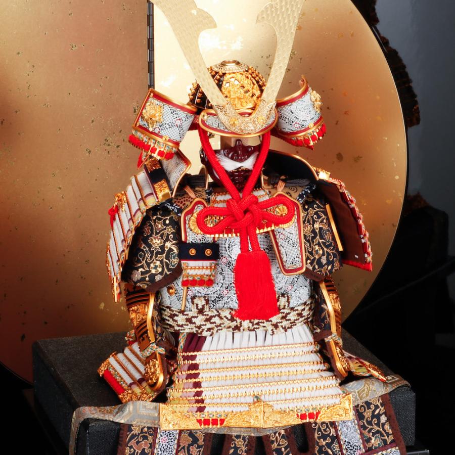 五月人形 鎧飾り 7号 白糸威褄取大鎧 鈴甲子雄山作 : 人形の館石倉