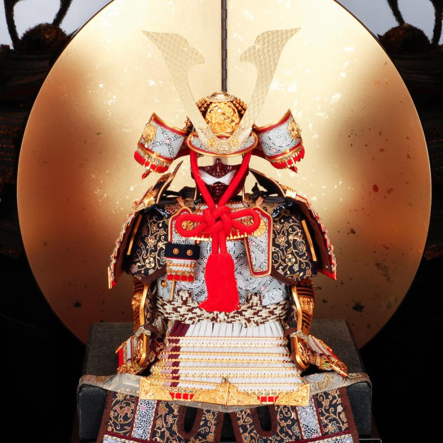五月人形 鎧飾り 7号 白糸威褄取大鎧 鈴甲子雄山作 : 人形の館石倉