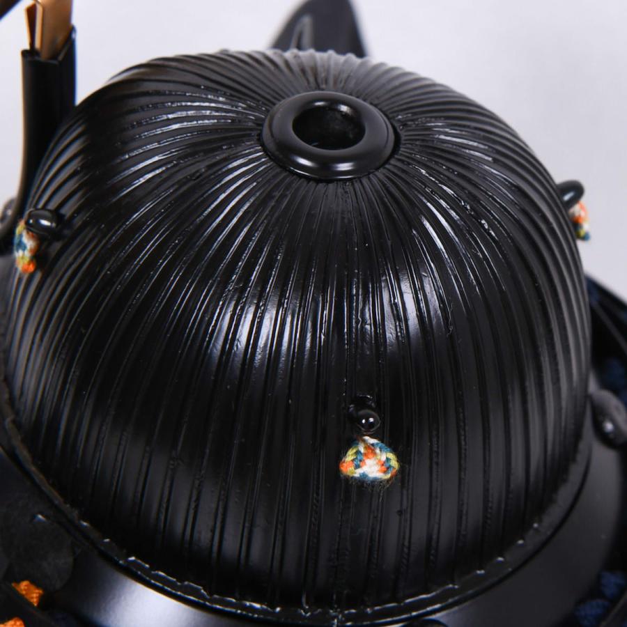 五月人形 兜飾り 1/3 伊達政宗 鈴甲子雄山作 金桜屏風 : 人形の