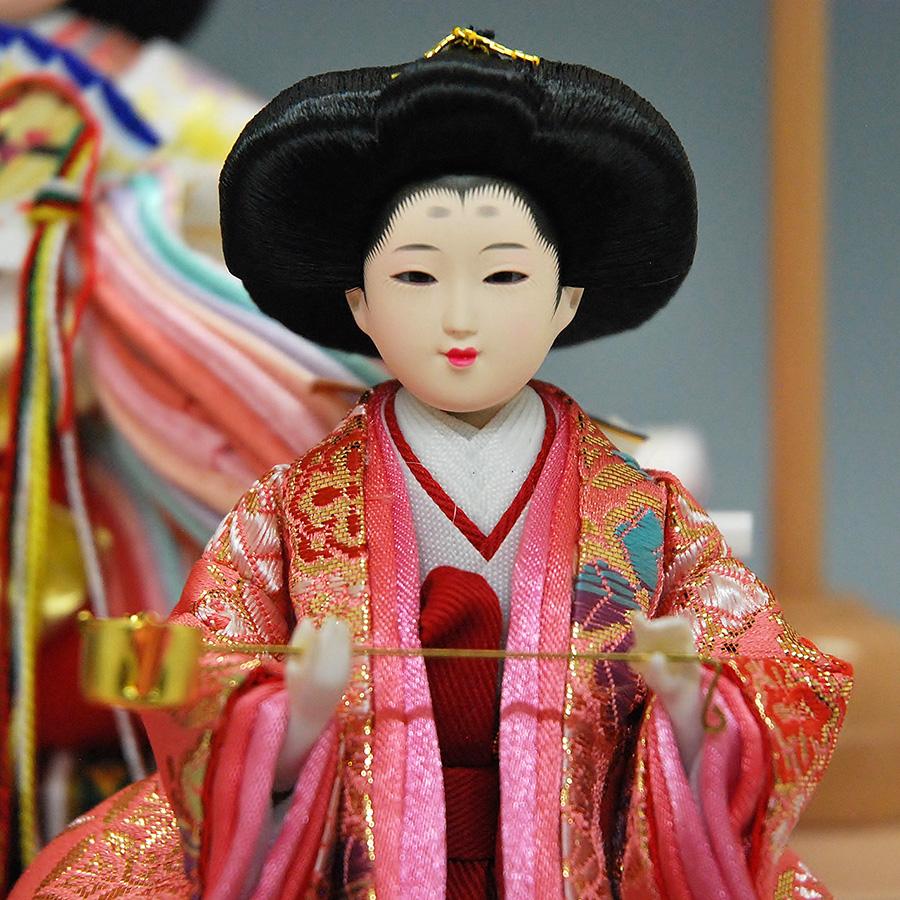雛人形 ひな人形 K105 コンパクト オルゴール付き 三人官女付き 人形の 