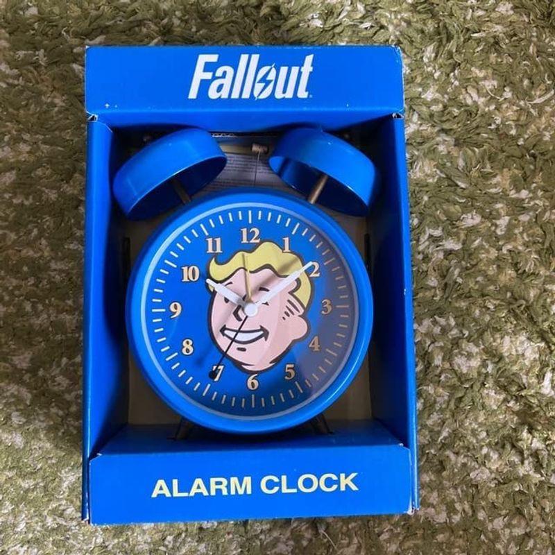 Fallout フォールアウト アラームクロック 目覚まし時計 2023031414353400031hinasackys 通販
