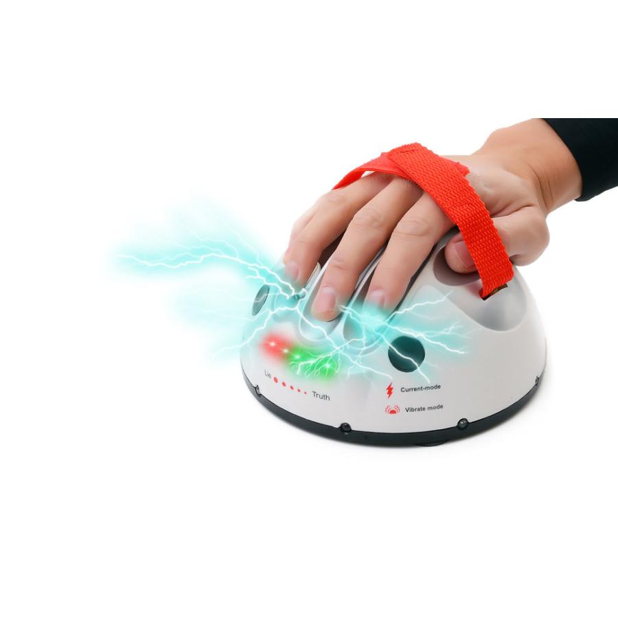嘘発見器 ビリビリ おもしろグッズ パーティーグッズ うそ発見器 パーティーゲーム 面白いグッズ ジョークグッズ ビリビリおもちゃ 電気びりびりゲーム |  | 07