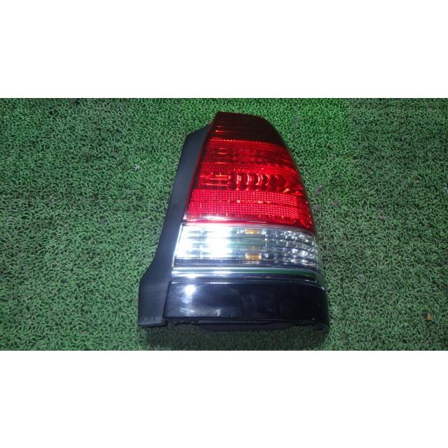 クラウン ZA-GBS12 右テールランプ KOITO 43-7 81551-43020 中古