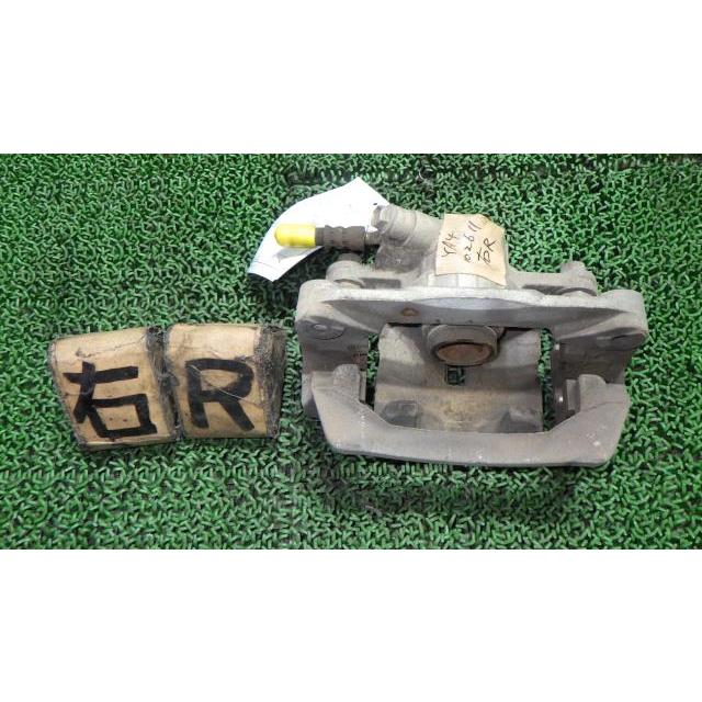 エクシーガ DBA-YA4 右リアキャリパー   26692FG000 中古 |  | 01
