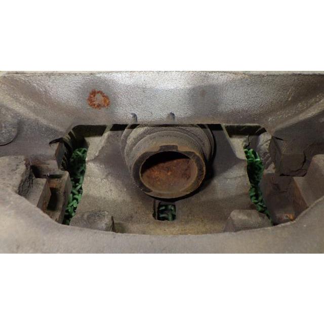 エクシーガ DBA-YA4 右リアキャリパー   26692FG000 中古 |  | 02