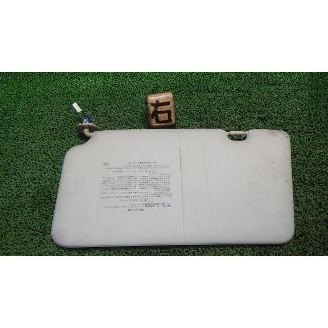 ルクラ DBA-L455F 運転席側/右サンバイザー  74310-B2460-B1 中古 | 