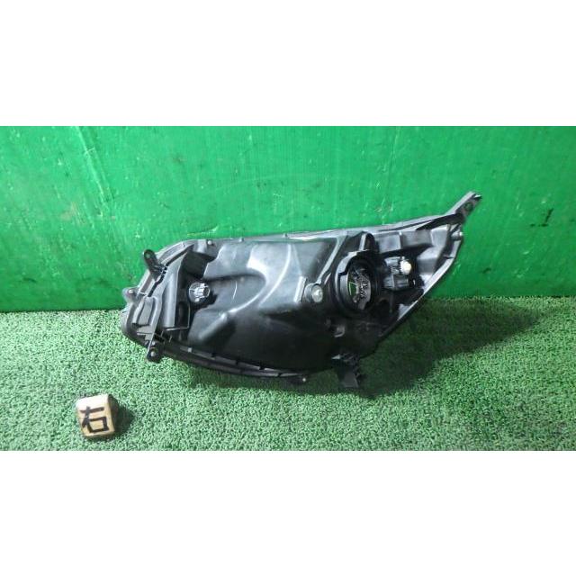 eKワゴン DBA-B11W 右ヘッドランプ STANLEY W1046 8301C576