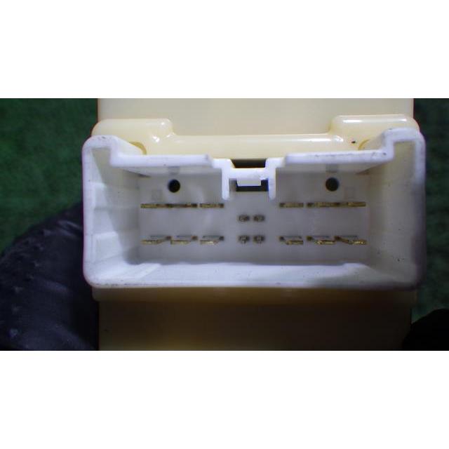 タントエグゼ DBA-L455S パワーウインドウスイッチ   84820-B2350 中古 | タント | 02