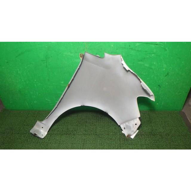 ルクラ DBA-L455F 左フロントフェンダー W24   53812-B2580 中古 |  | 01