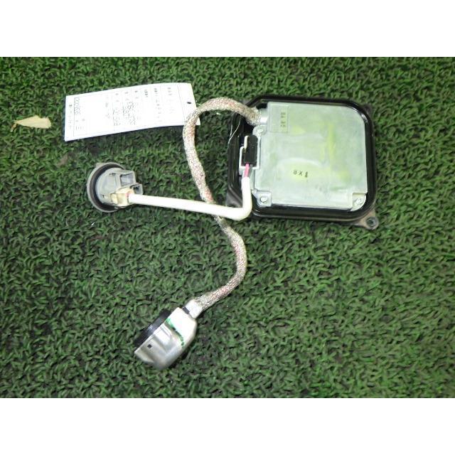 ムーヴコンテ DBA-L575S ライトコントロールユニット  コイト 39000-51787 | ムーヴ | 01