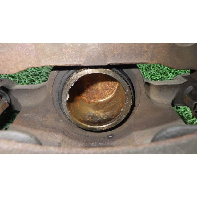 ウイングロード DBA-Y12 右フロントキャリパー    中古 |  | 02