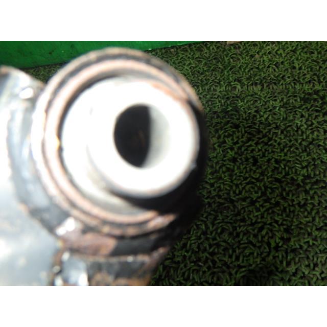 インプレッサ DBA-GP7 右Rアッパアーム 37J |  | 03