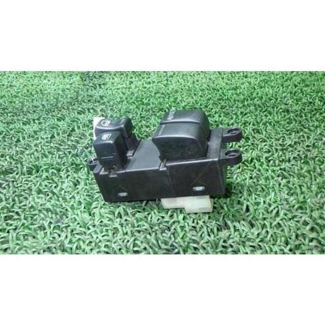 エルグランド GH-APE50 パワーウインドウスイッチ   25401-VG200 中古 | エルグランド | 01