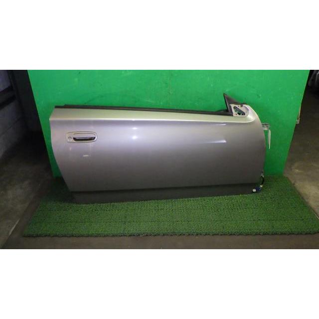 セリカ TA-ZZT231 右フロントドア 1D2 中古 : 株式会社ヒノデリユース