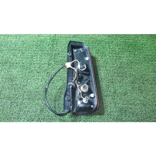 オッティ DBA-H92W 左テールランプ  RCL-010 26555-6A01L 中古 |  | 01