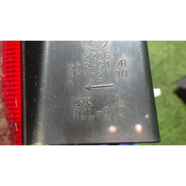 オッティ DBA-H92W 左テールランプ  RCL-010 26555-6A01L 中古 |  | 02