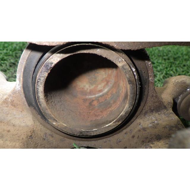 マックス UA-L950S 右フロントキャリパー   47710-97208 中古 |  | 02