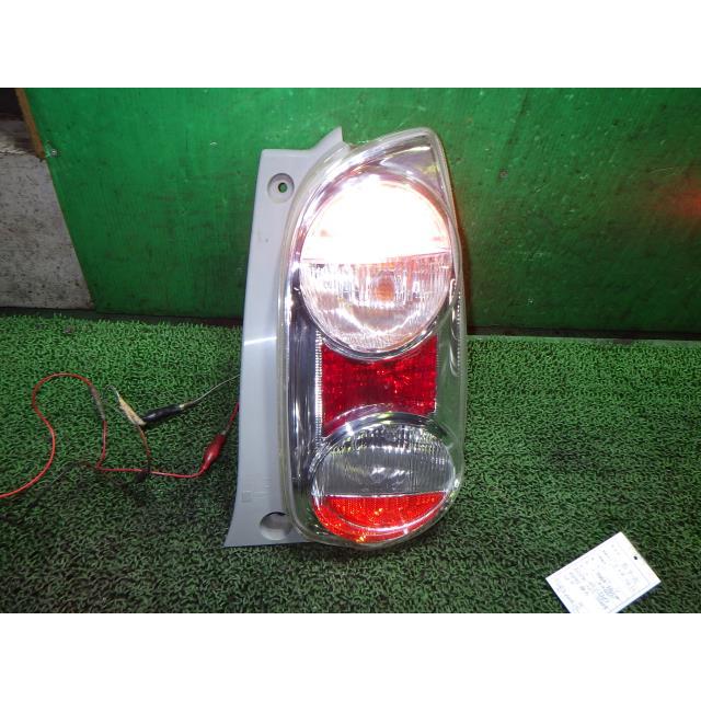 パッソ DBA-KGC30 右テールランプ KOITO 220-51004 中古 : 株式会社
