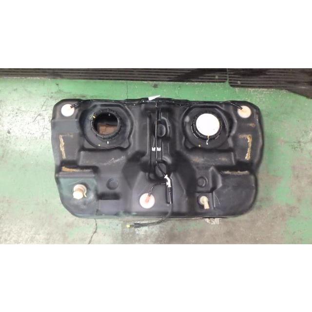 エクストレイル CBA-T30 フューエルタンク 17202-8H30A 中古 : 株式