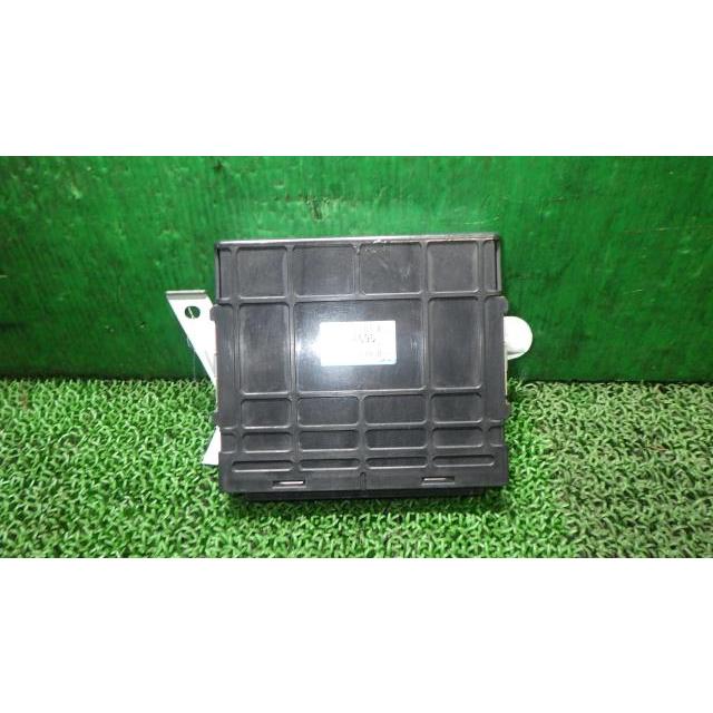 トッポ DBA-H82A エンジンコンピューター MITSUBISHI 8631A695 中古 