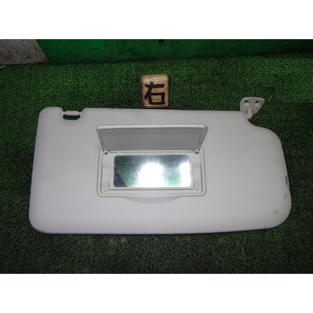 日産 キューブ Z12 サンバイザー 運転席側用 キューブZ12【NISSAN】ニッサンCUBE純正USサンバイザーAssy左右