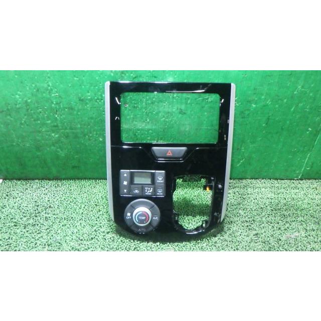 タント DBA-LA600S エアコンスイッチパネル DENSO 55910-B2540 中古