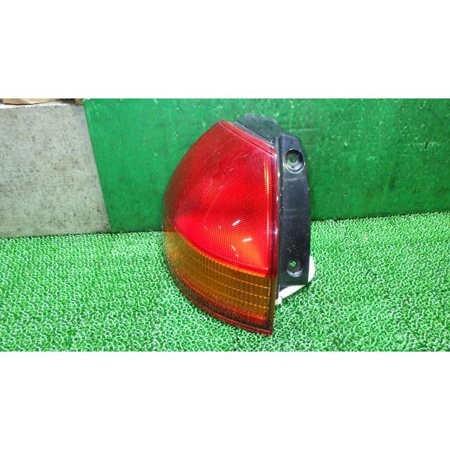 AD CBE-VY11 左テールランプ KOITO 220-24765 26555-WD225 中古