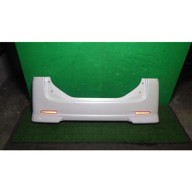 タント DBA-L375S リアバンパー W24 52159-B2420-A0 中古 : 株式会社