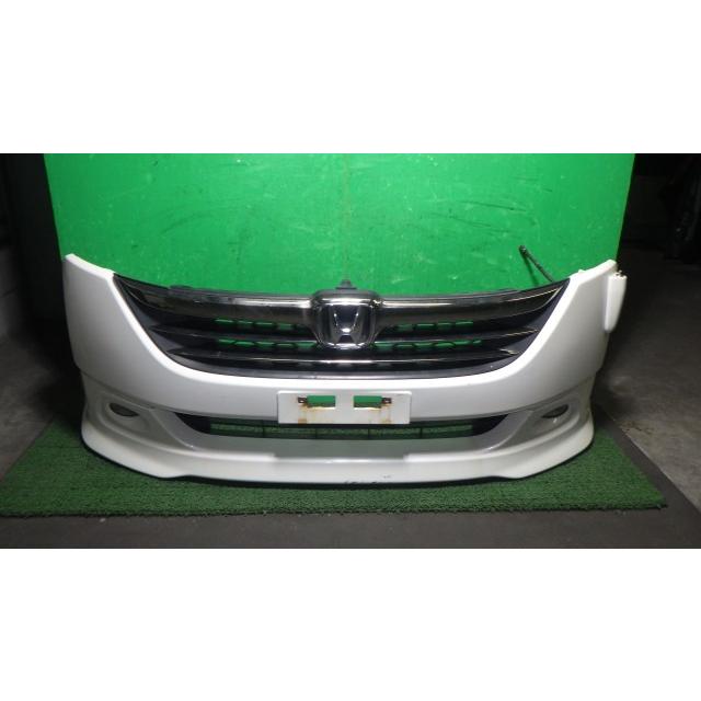 ステップワゴン DBA-RG1 フロントバンパー NH624P 71101-SLJ-N00ZE