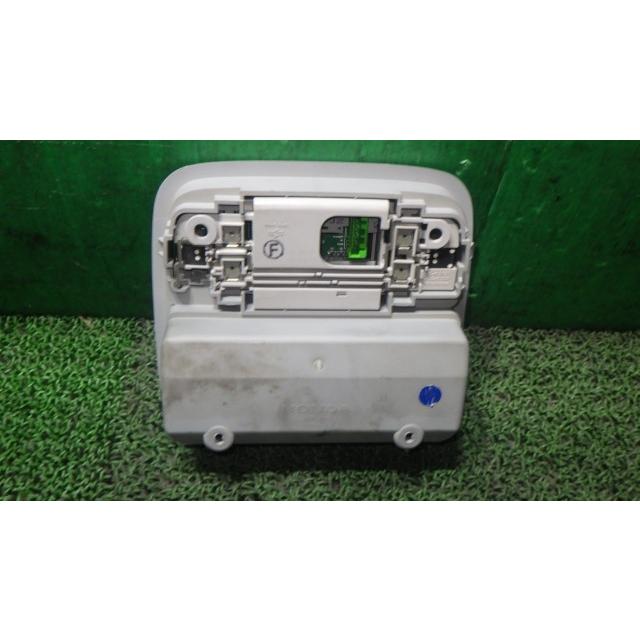 エリシオン DBA-RR1 ルームランプ   34404-SFE-J11 中古 |  | 01