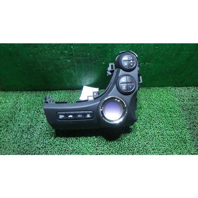 フィットシャトル DAA-GP2 エアコンスイッチパネル 79602-TF9-981ZA