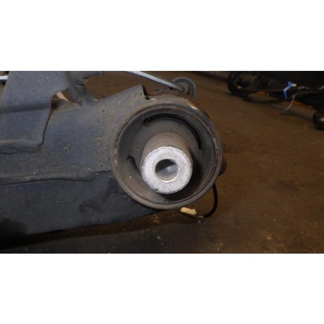 Ｎ−ＶＡＮ HBD-JJ1 リアアクスルホーシングASSY   42100-TXA-J05 中古 |  | 02