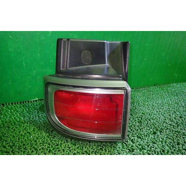 エルグランド CBA-MNE51 左テールランプ QX1 イチコ D006 | エルグランド | 02