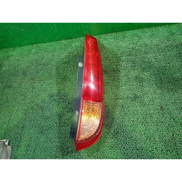 プレサージュ CBA-TU31 右テールランプ B21 イチコー 4973 | 